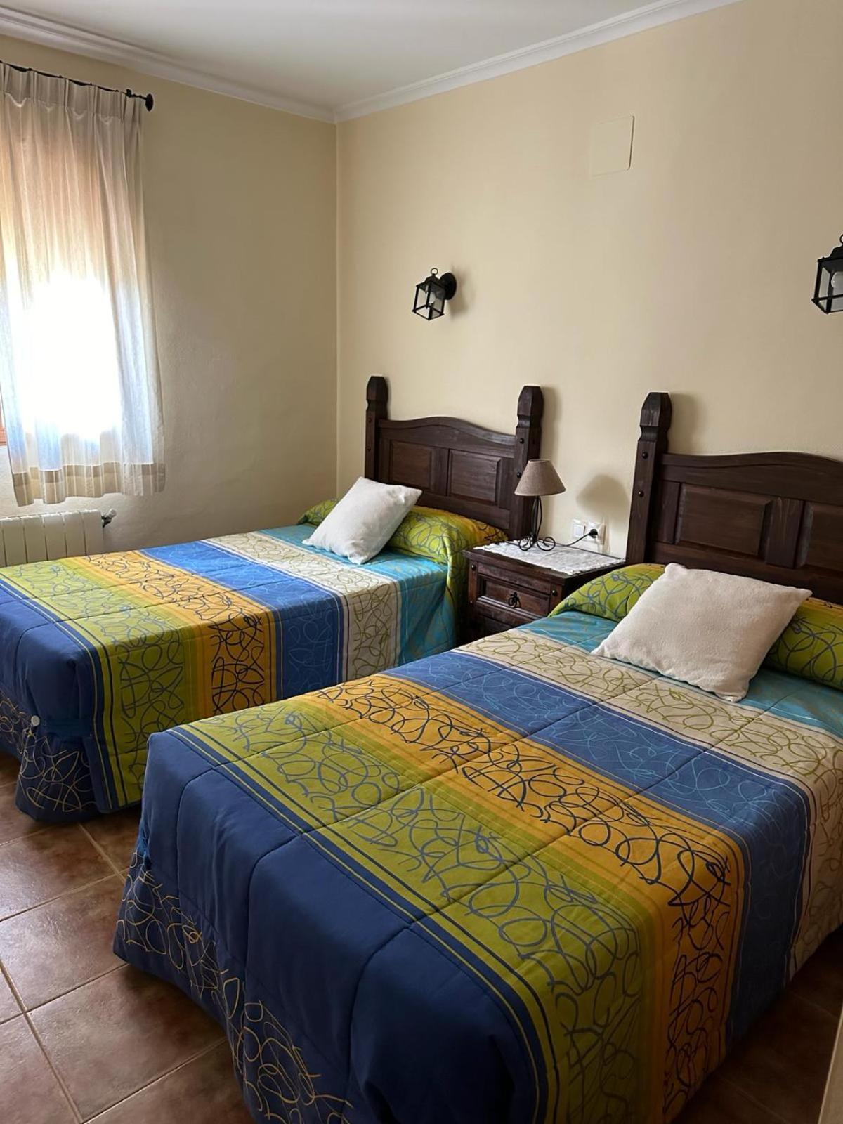 Casas Rurales Cerro Lobo Yeste Exterior foto